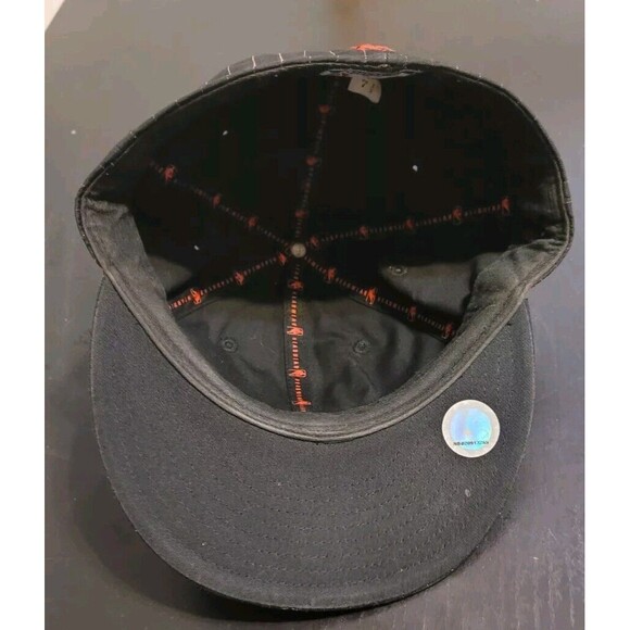 Vtg Philadelphia 76ers Hat Reebok Sz 7 1/2 Fitted Red Pinstripe Black Hat NBA - Picture 5 of 8